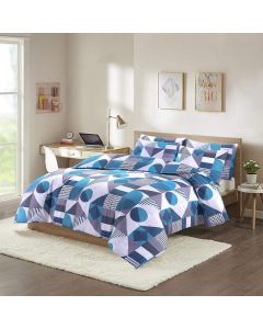 Scott-Blue-bedding_resized.jpg