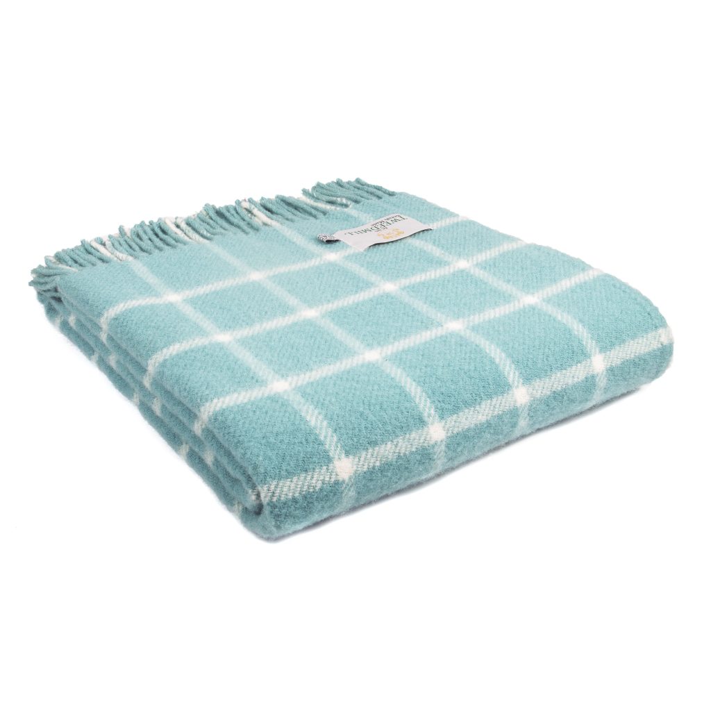 chequered check blue throw in wool