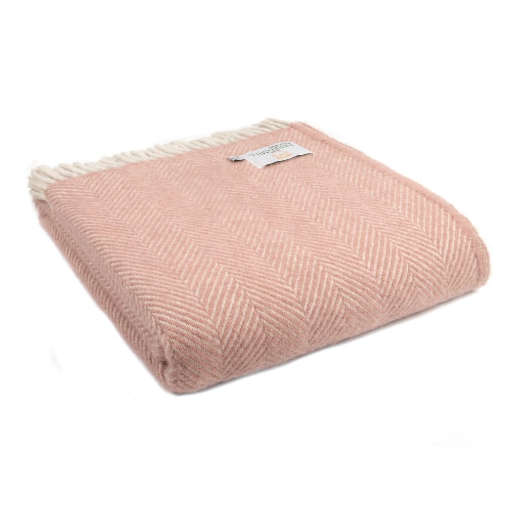 herringbone blanket with fringes
