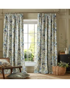voyage-maison-country-hedgerow-curtains-sky1.jpg